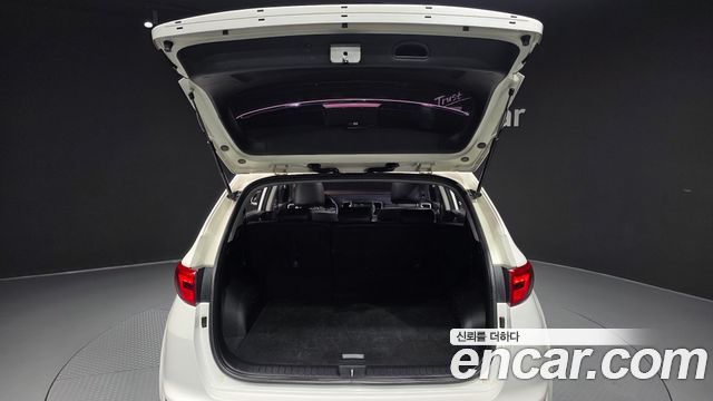Kia Sportage 2016 — photo 31