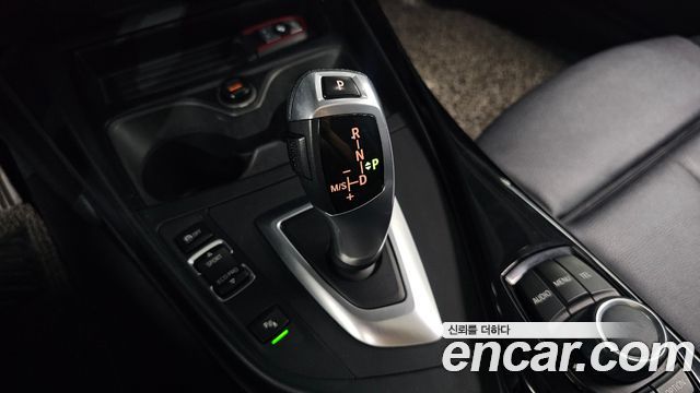BMW 1-Series 2016 — photo 9