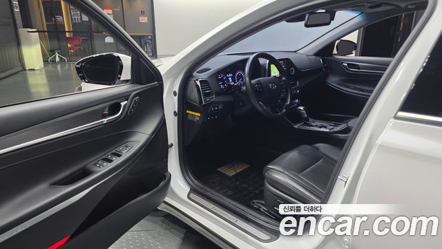 Hyundai Grandeur 2018 — photo 13