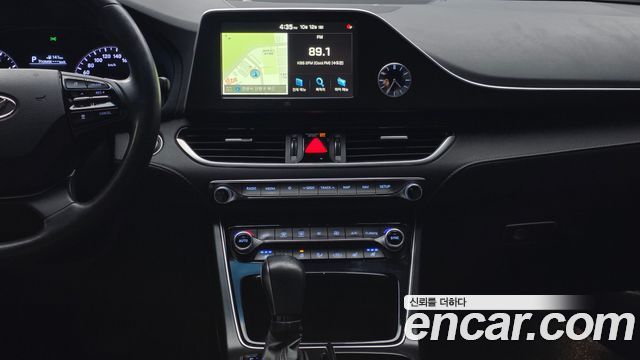 Hyundai Grandeur 2018 — photo 20