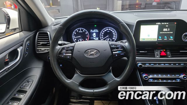 Hyundai Grandeur 2018 — photo 21