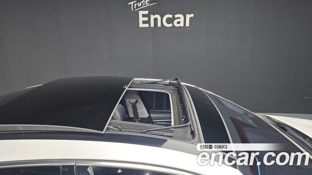 Hyundai Grandeur 2018 — photo 36