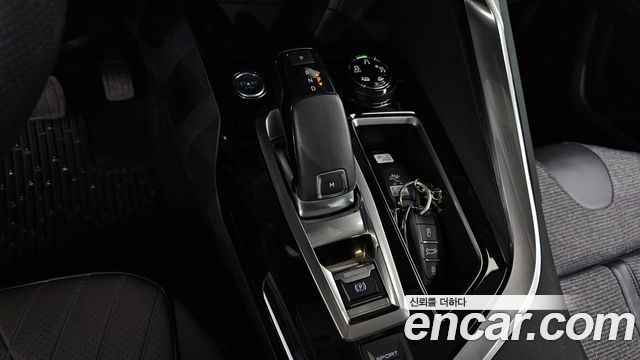 Peugeot 5008 2019 — photo 9
