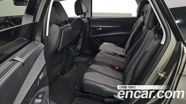 Peugeot 5008 2019 — photo 11