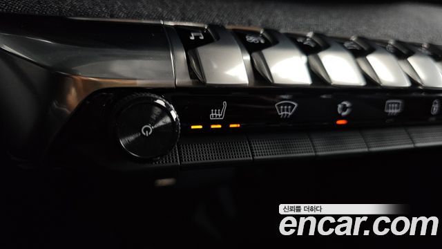 Peugeot 5008 2019 — photo 18