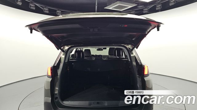 Peugeot 5008 2019 — photo 19