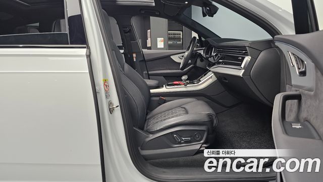 Audi Q7 2023 — photo 16