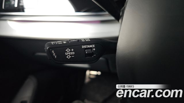 Audi Q7 2023 — photo 28