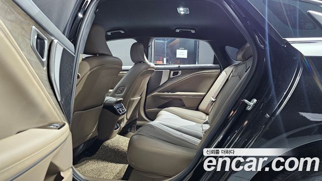 Kia K8 2022 — photo 18