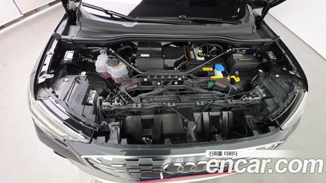 Audi Q4 e-tron 2026 — photo 6