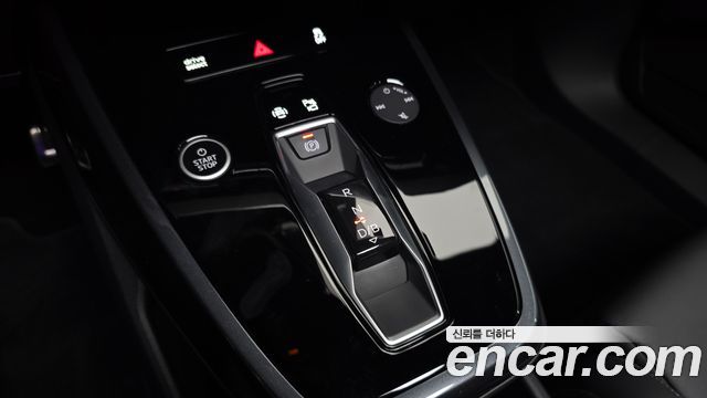 Audi Q4 e-tron 2026 — photo 12