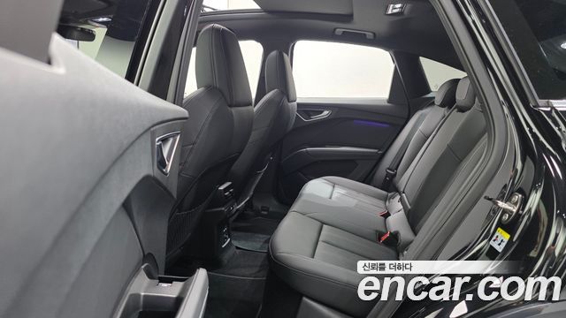 Audi Q4 e-tron 2026 — photo 18