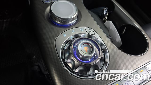Genesis GV60 2022 — photo 12