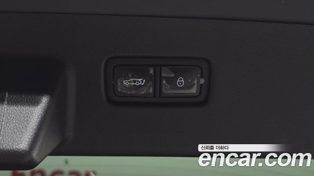 Genesis GV60 2022 — photo 25