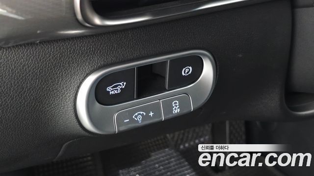 Genesis GV60 2022 — photo 28