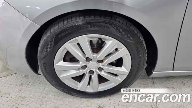 Peugeot 308 2015 — photo 5