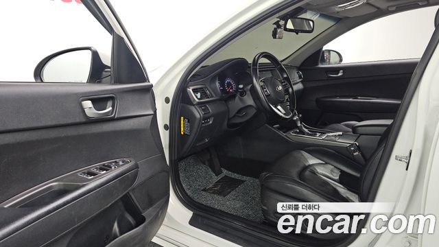 Kia K5 2019 — photo 10