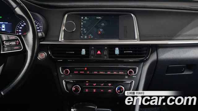Kia K5 2019 — photo 14