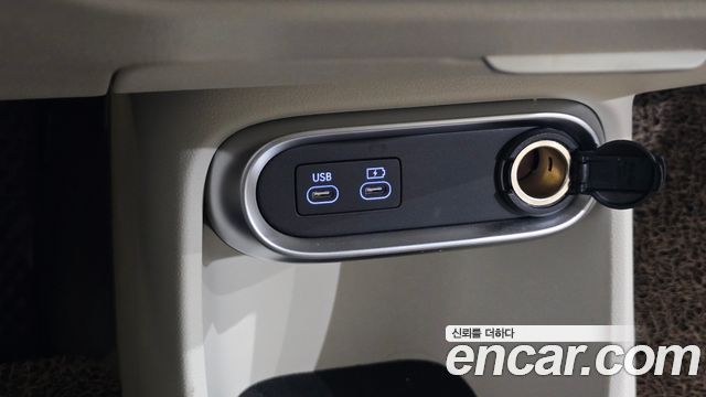 Genesis GV60 2022 — photo 19