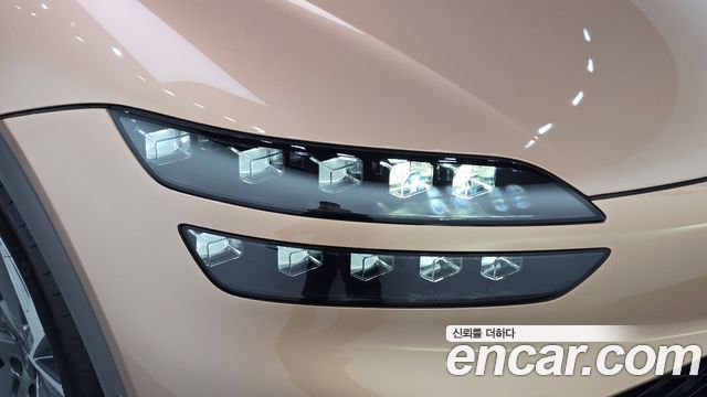 Genesis GV60 2022 — photo 8