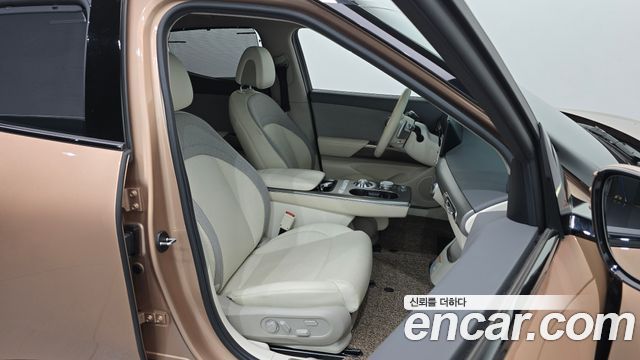 Genesis GV60 2022 — photo 16