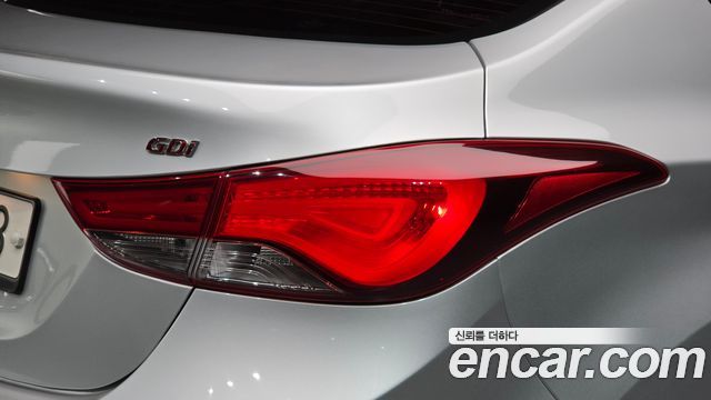 Hyundai AVANTE 2014 — photo 9
