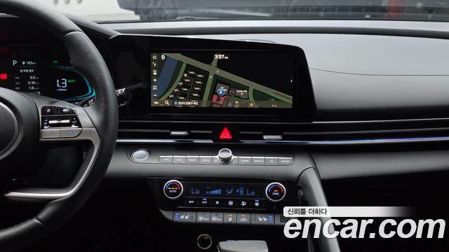 Hyundai AVANTE 2024 — photo 18