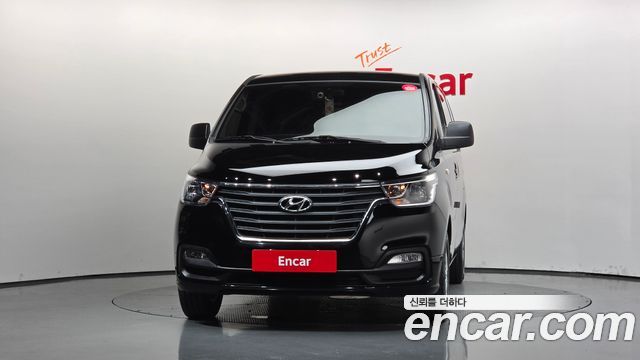 Hyundai Starex 2019 — photo 3