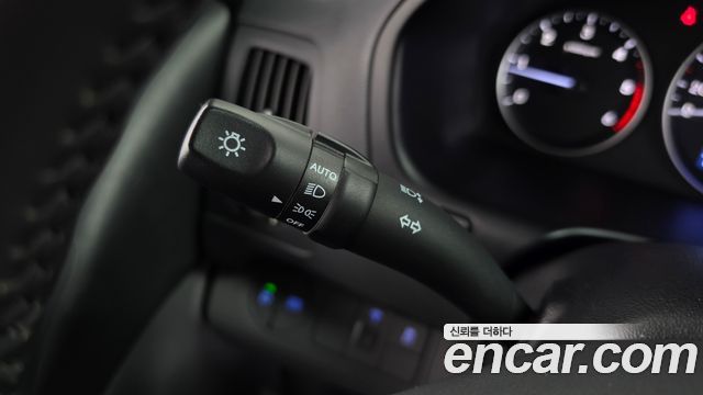 Hyundai Starex 2019 — photo 24