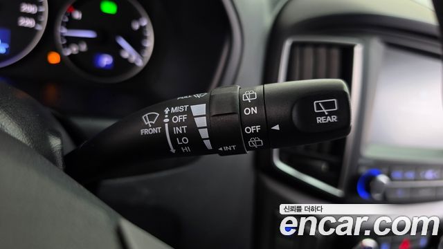 Hyundai Starex 2019 — photo 26