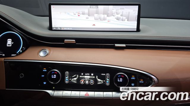 Genesis GV70 2023 — photo 15
