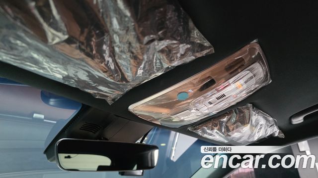 Genesis GV70 2023 — photo 18