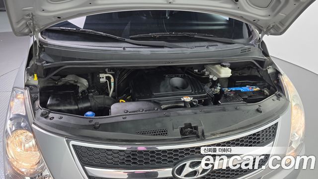 Hyundai Starex 2014 — photo 6