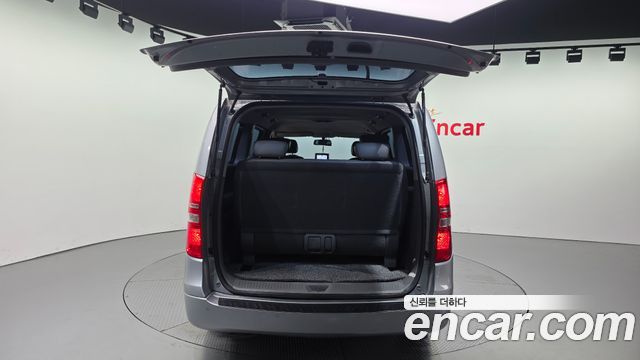 Hyundai Starex 2014 — photo 19