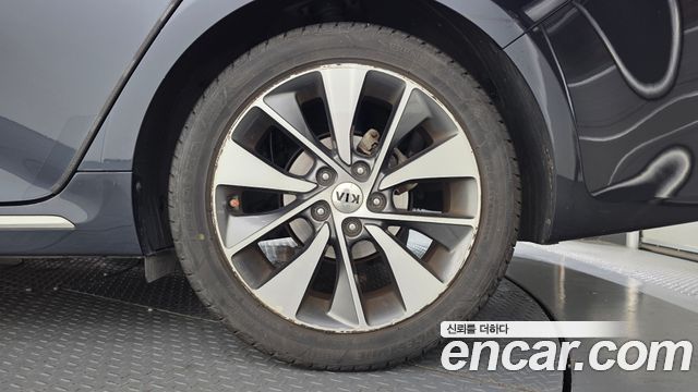 Kia K5 2016 — photo 5