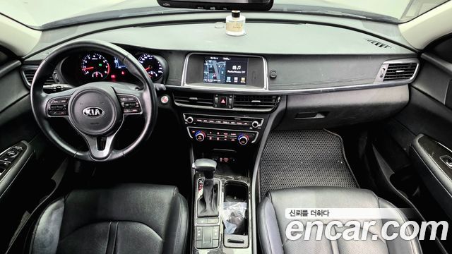 Kia K5 2016 — photo 10
