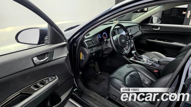 Kia K5 2016 — photo 13