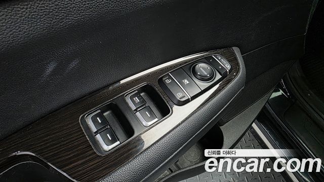 Kia K5 2016 — photo 25