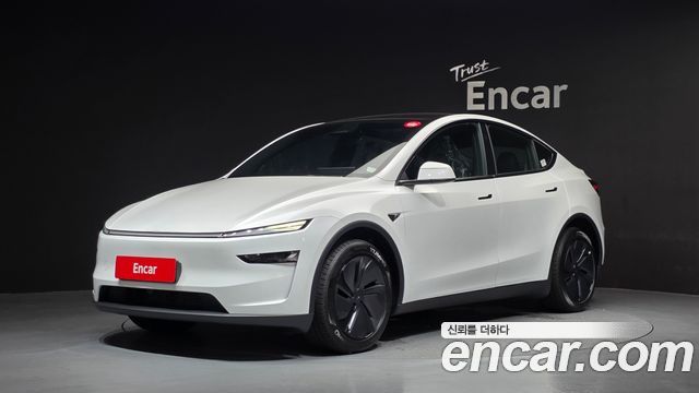 Tesla Model Y 2026 — photo 1