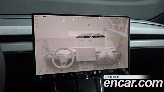 Tesla Model Y 2026 — photo 17