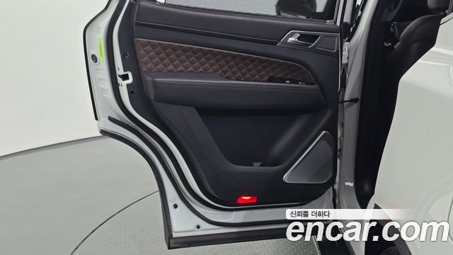 KG Mobility Rexton 2021 — photo 15