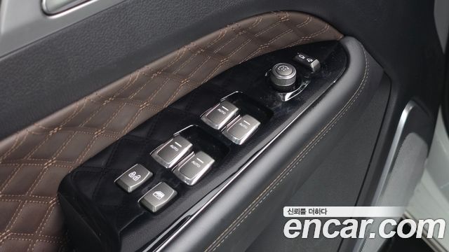 KG Mobility Rexton 2021 — photo 35