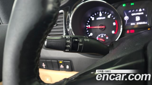 Kia Canival 2016 — photo 33
