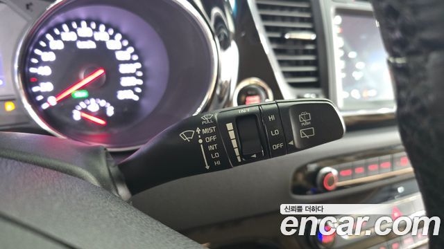 Kia Canival 2016 — photo 34