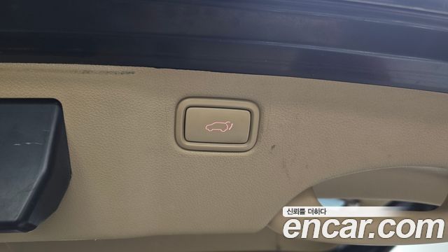 Kia Canival 2016 — photo 35