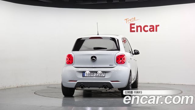 Smart Forfour 2017 — photo 4