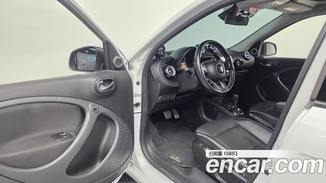 Smart Forfour 2017 — photo 13