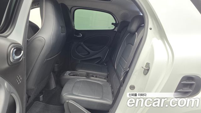 Smart Forfour 2017 — photo 18
