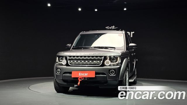 Land Rover Discovery 2016 — photo 3