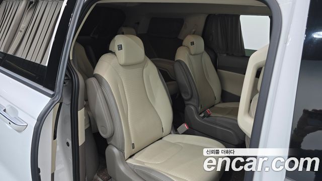 Kia Canival 2024 — photo 17